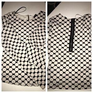 Black and white crop top w/gold zipper in the back